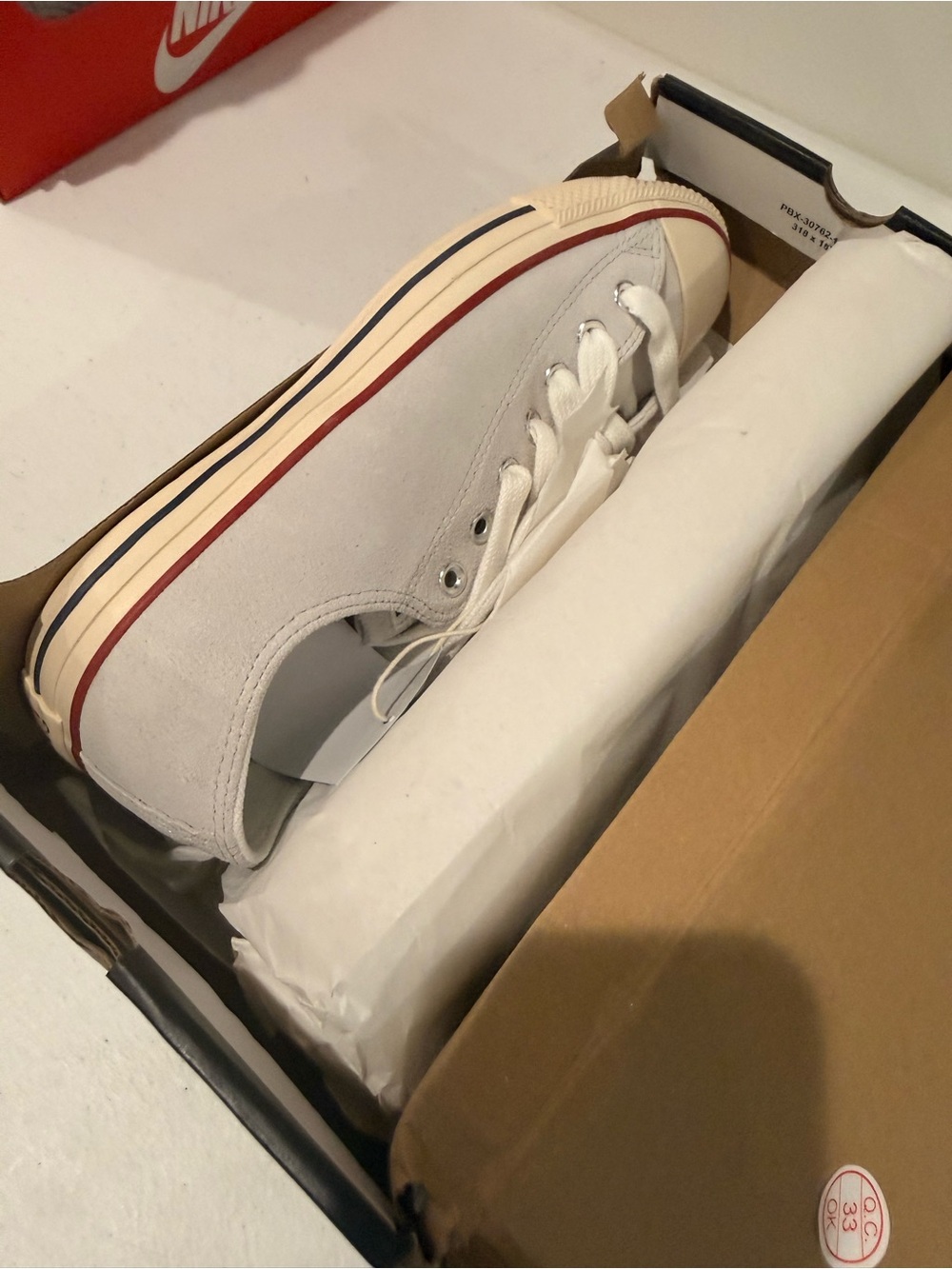 Converse Chuck Taylor All Star Gray Suede Lace-Up Sneakers US 9.5 / 43 EUR - Picture 6 of 7